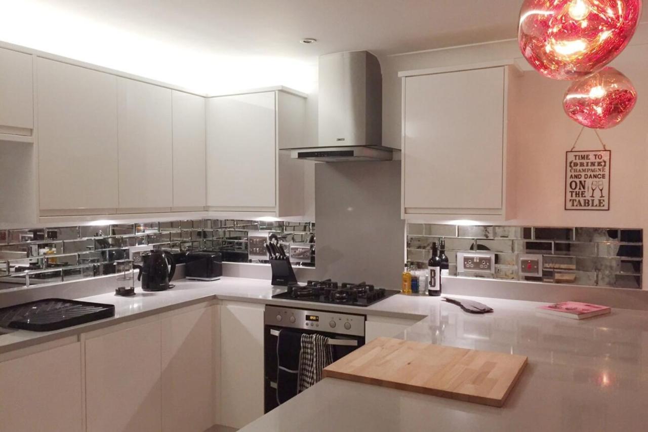 Spacious 1 Bedroom Split Level Old Pub Conversion Tower Bridge Londra Exterior foto